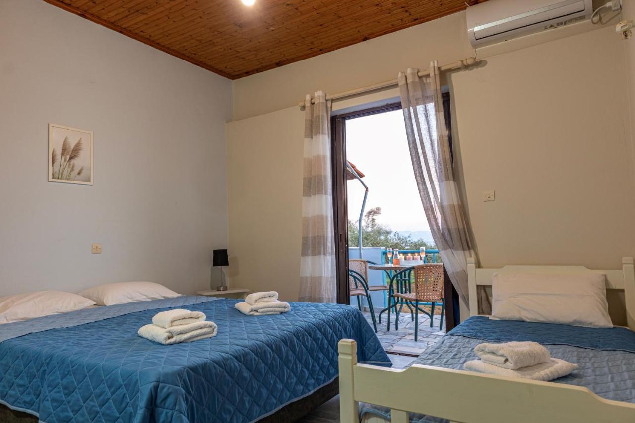 Secret Summer Havens - Perfectly Secluded Getaways Vasilitsion Экстерьер фото